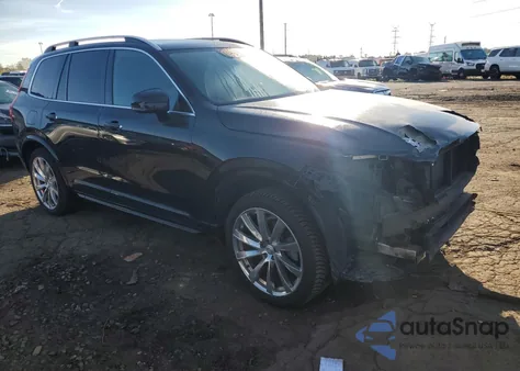 2016 Volvo Xc90 T6 z USA, uszkodzony, nr VIN YV4A22PKXG1085982